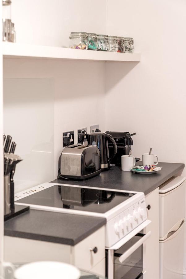 Soho & Covent Garden Apartment, Sleeps 3 London Eksteriør bilde