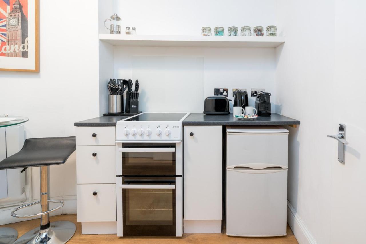 Soho & Covent Garden Apartment, Sleeps 3 London Eksteriør bilde